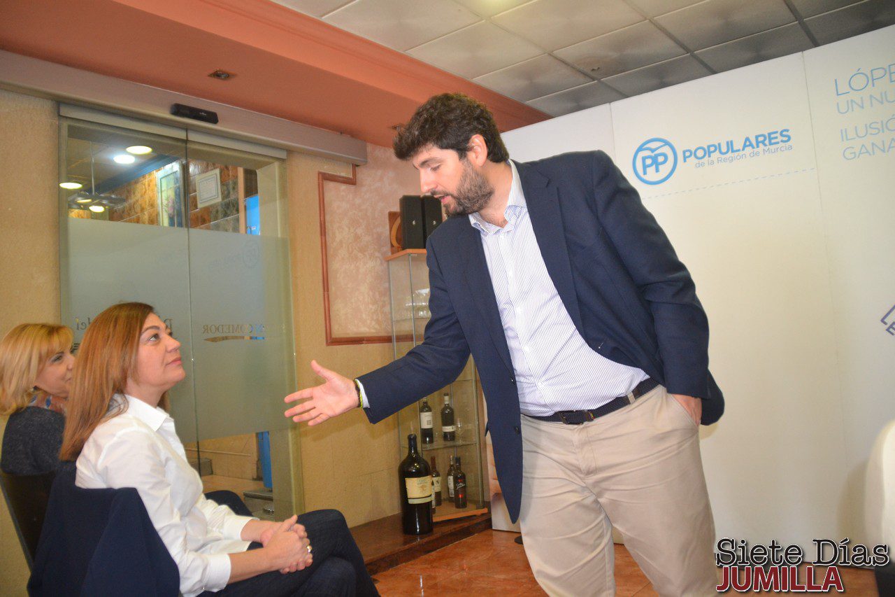 López Miras le tiende la mano a Seve González para el Gobierno regional