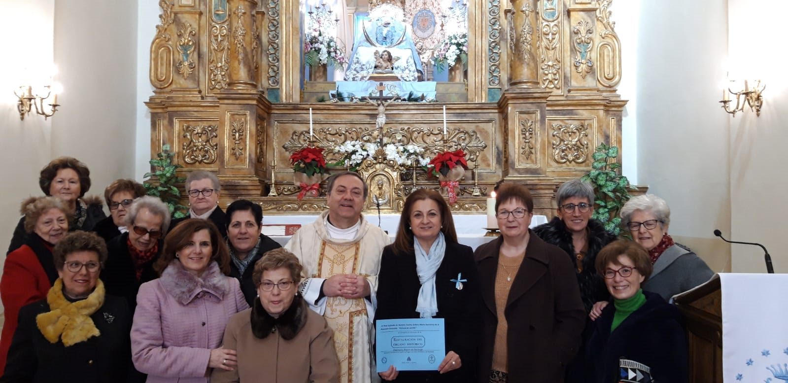 La Cofradía de La Asunción realiza una donación para la restauración del órgano