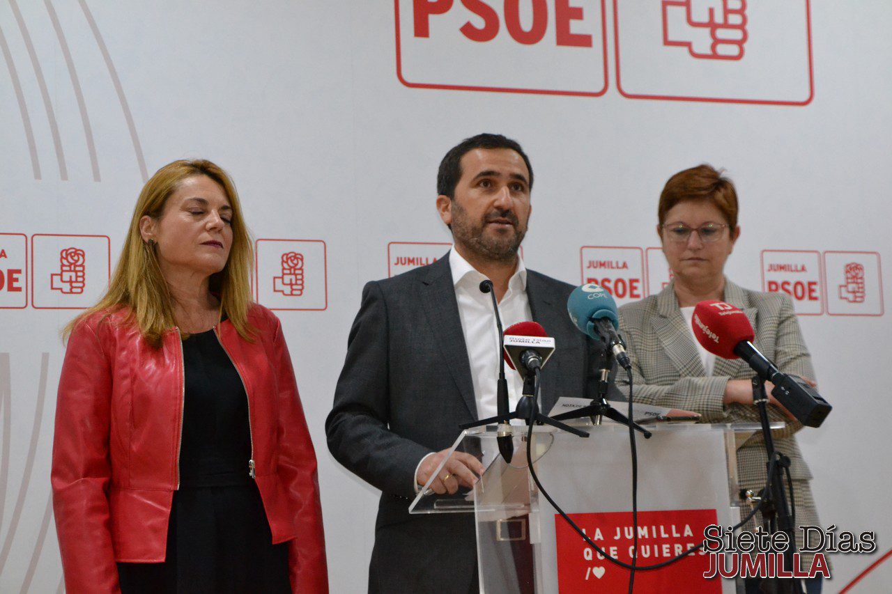 Juan Luis Soto da a conocer en Jumilla las iniciativas puestas en marcha por parte del Gobierno Central