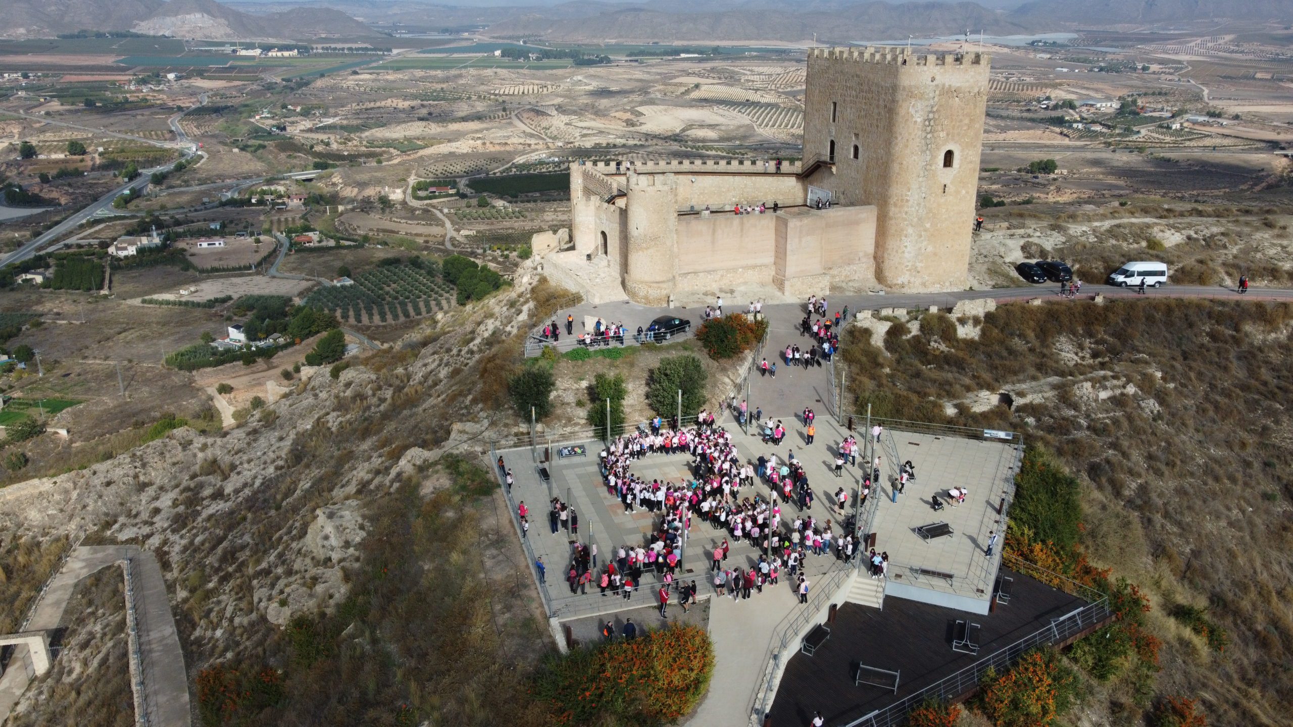 La marcha rosa contra el cáncer hasta el Castillo se retoma este año más comprometida que nunca