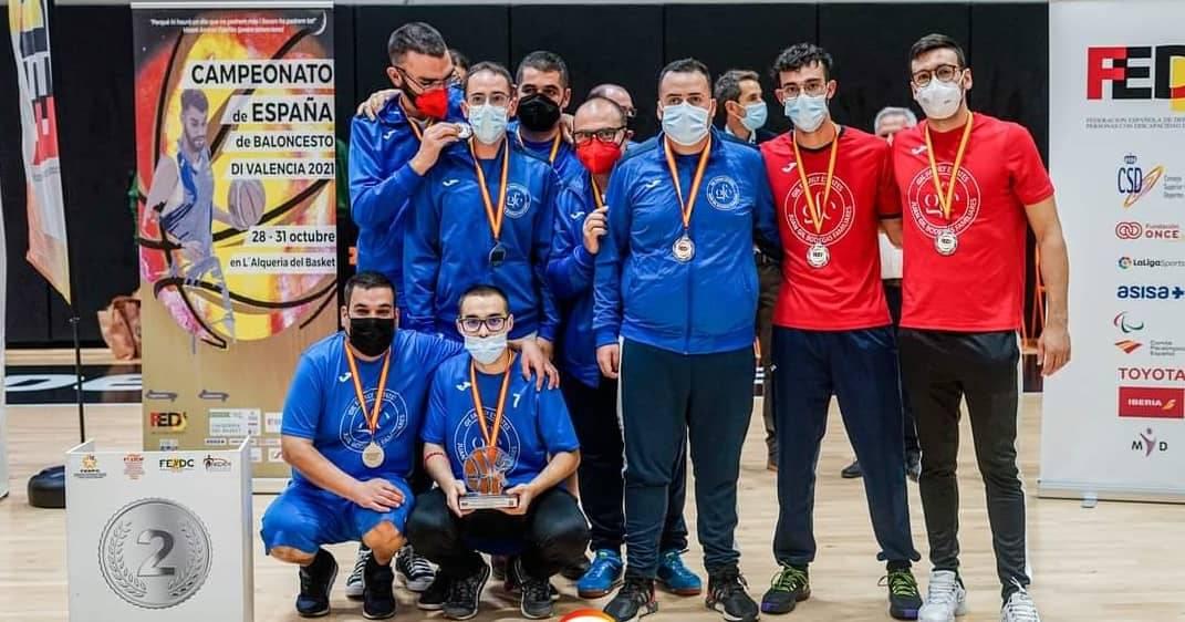 El equipo Aspajunide de baloncesto gana la medalla de plata del Campeonato de España FEDDI de Valencia