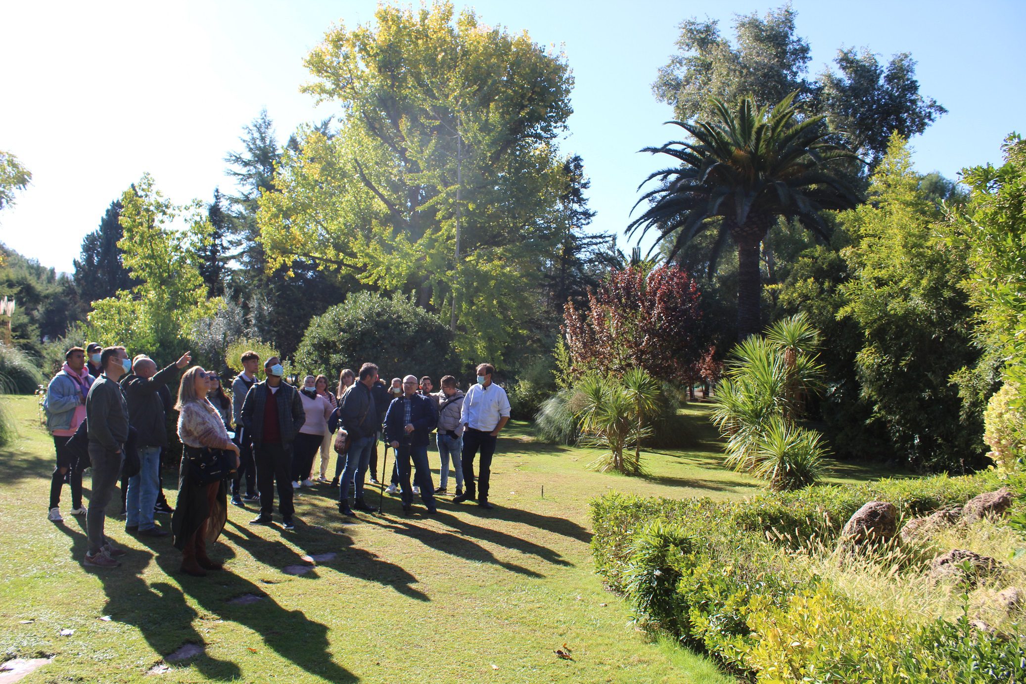 Alumnos de 3º de ESO de Robótica del IES Infanta Elena crean una aplicación del jardín botánico La Estacada
