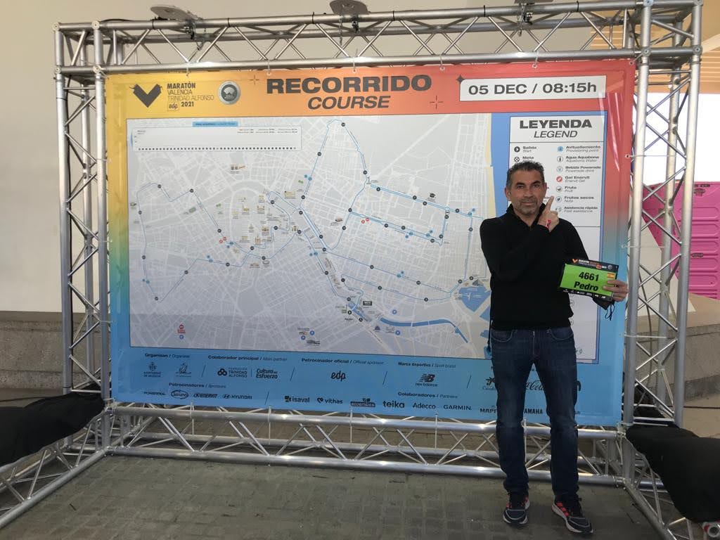Pedro José Jiménez Martínez exhibe su entrega, esfuerzo y superación en la Maratón de Valencia