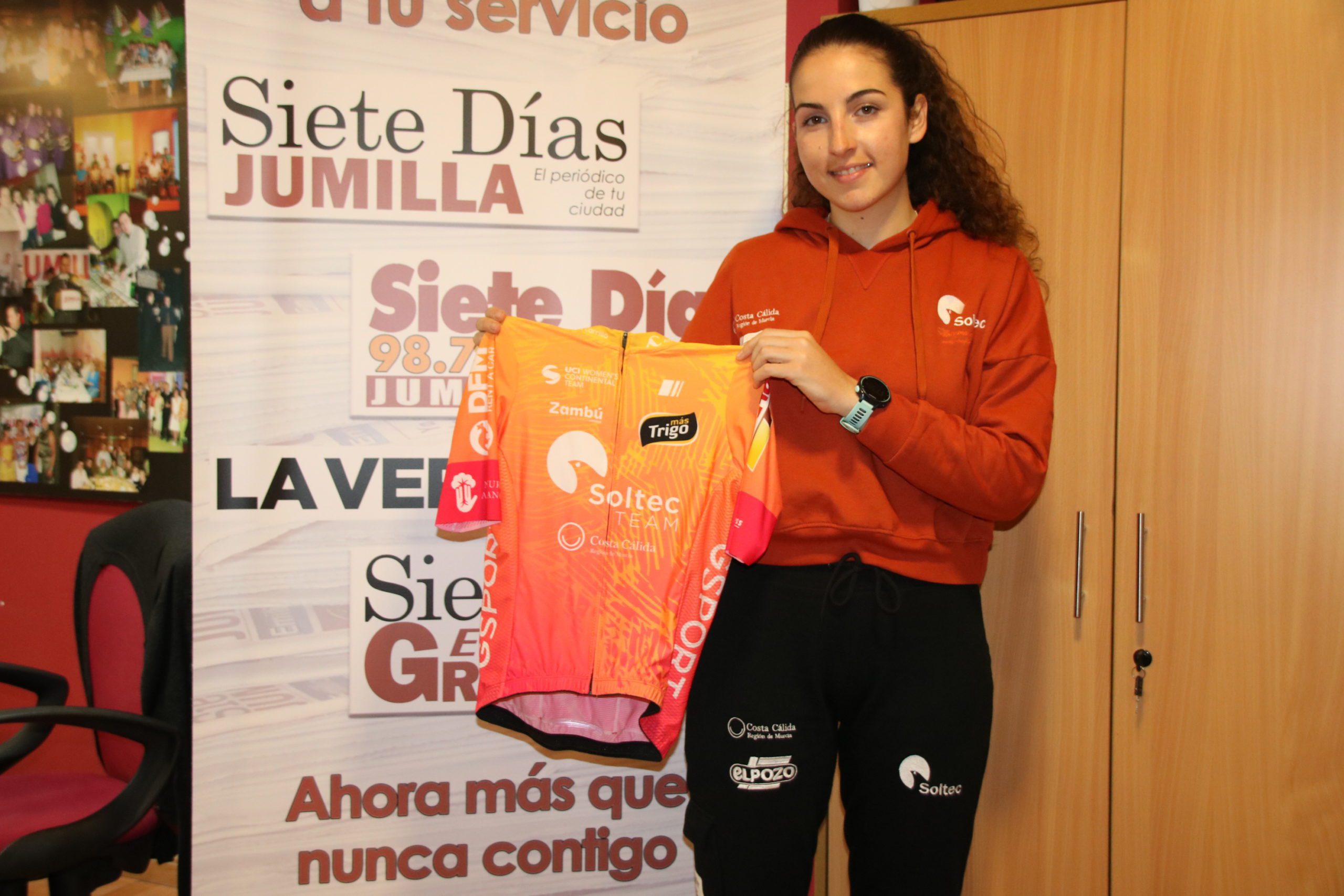 Belén González, en el primer equipo ciclista femenino profesional de Murcia