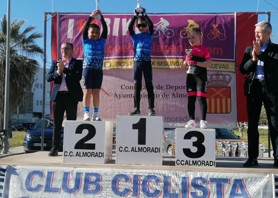 Edu Morcillo y Guille Rodríguez quedan 1º de sus categorías en la prueba celebrada en Almoradí