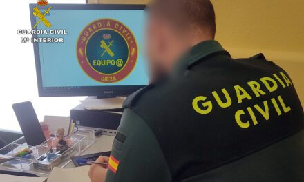 La Guardia Civil investiga a dos menores por realizar compras con una tarjeta de crédito de otra persona