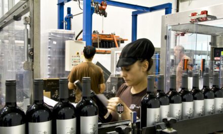 El sector del vino teme una caída del consumo por el etiquetado europeo