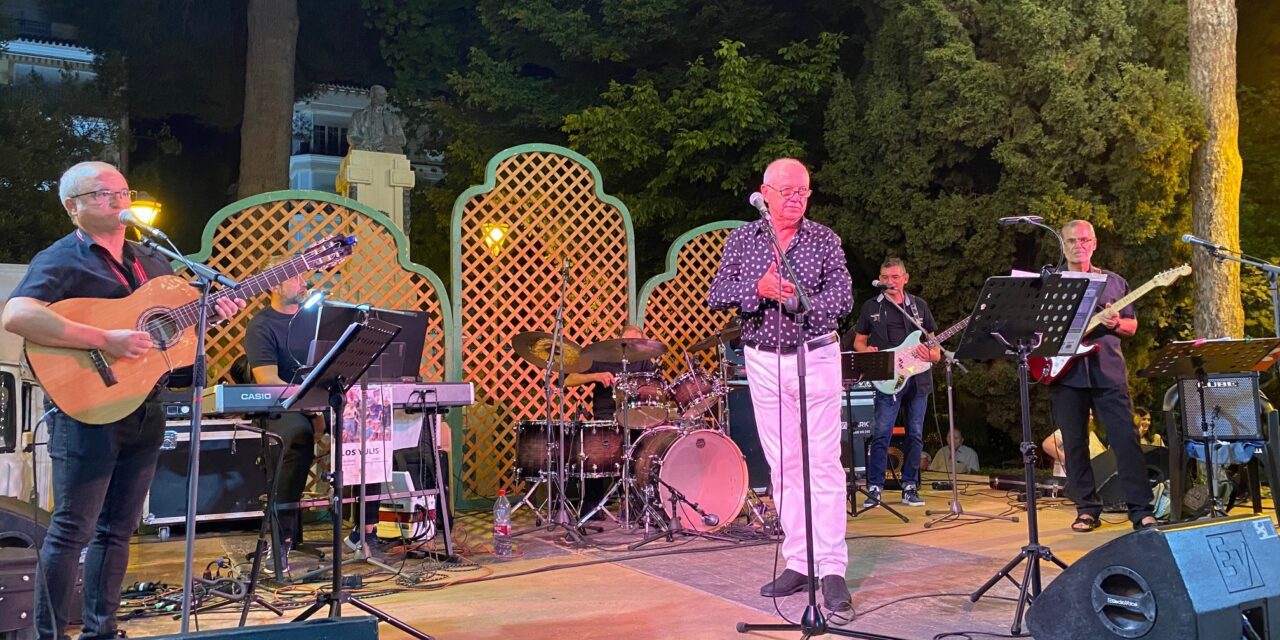 Los Yulis llenaron el jardín Rey D. Pedro con un concierto para el recuerdo