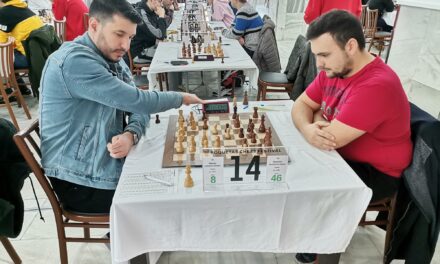 Alejandro Castellanos y Juan Antonio Cebrián compiten en torneos de Roquetas y Valencia