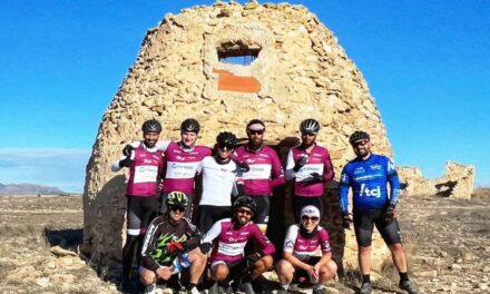 Los ciclistas del Íberos Bike se van de ruta por los cucos del término