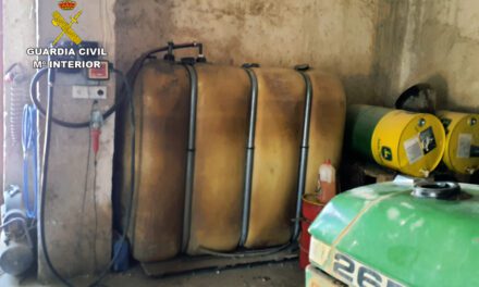 Investigan a tres vecinos de Pinoso por robos de combustible en un almacén de Jumilla
