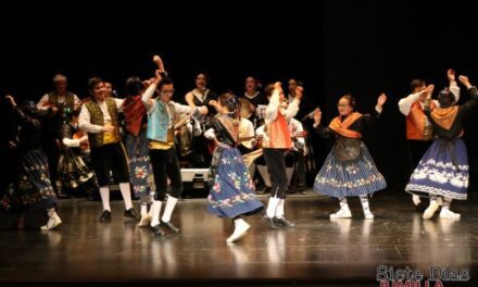La XVI Muestra Infantil de Folklore que organiza  Coros y Danzas, llega este sábado al Vico