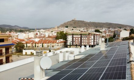 Jumilla tiene una de las instalaciones de placas solares en comunidad de vecinos más grande de la Región