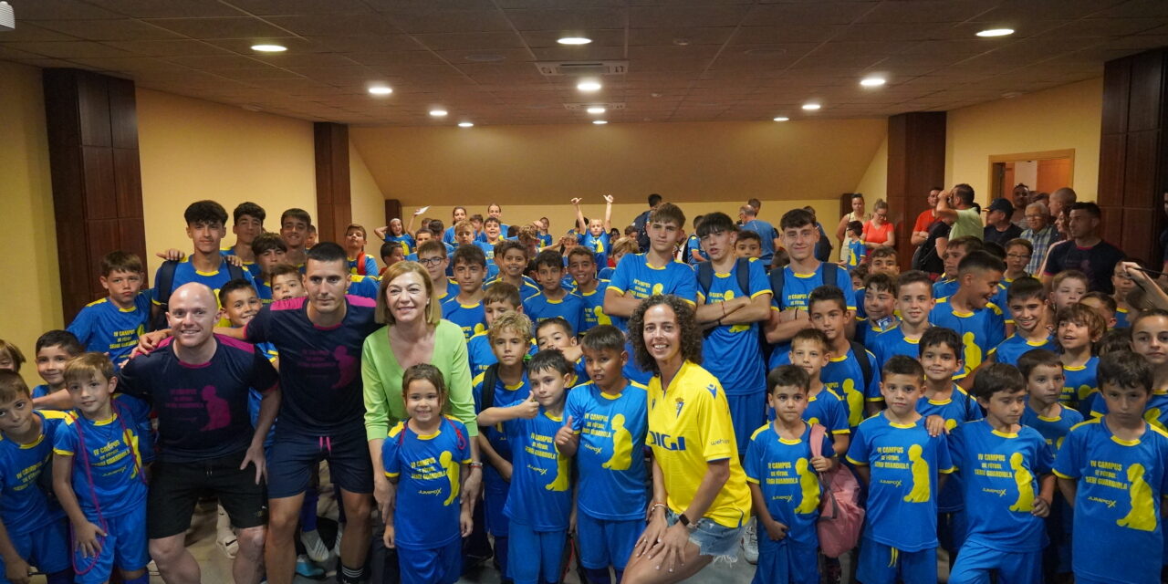 El Campus de Fútbol Sergi Guardiola reúne más de un centenar de jóvenes futbolistas