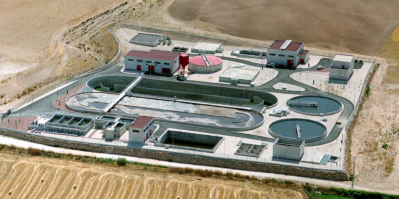 La Comunidad invertirá dos millones de euros en la planta de reducción de fangos en Jumilla