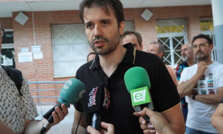 Sumar Murcia: “Mientras PP y Vox hacen juegos de sillones, nosotros hablamos de lo que preocupa a la gente”