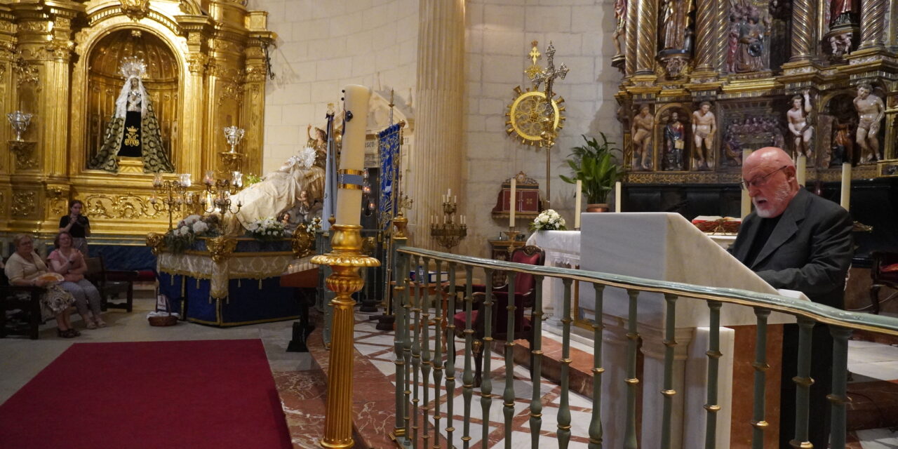 Rogelio García Mateo pregona la Virgen de La Asunción como “Madre de El Salvador”