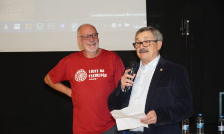 Víctor Ferrer cierra el ciclo del 50 aniversario del Grupo Hinneni