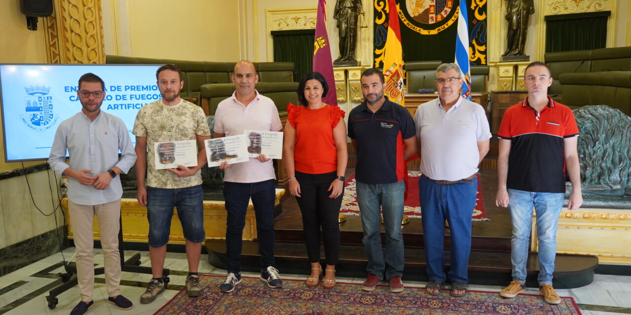 Francisco Antonio López, ganador del concurso de fotos del castillo de fuegos artificiales