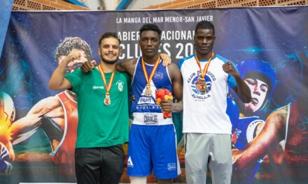 El púgil Delfino Gómez, medalla de bronce en los Campeonatos de España por Clubes
