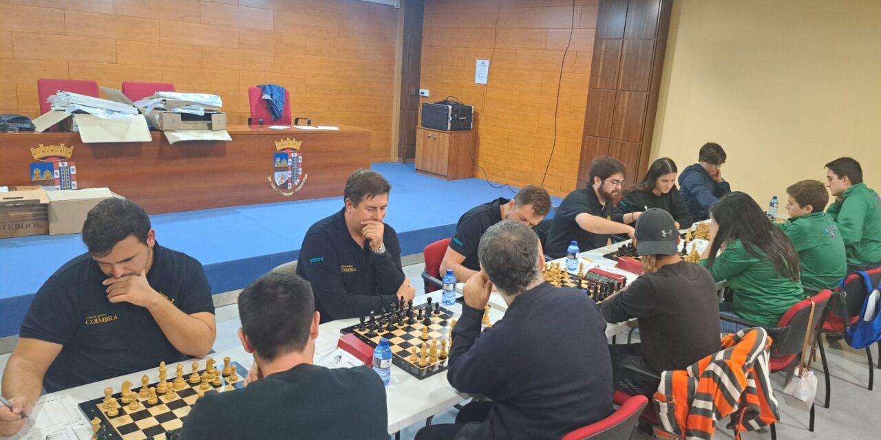 Tras la cuarta ronda, los del Coimbra siguen en el Campeonato Regional de Ajedrez por Equipos