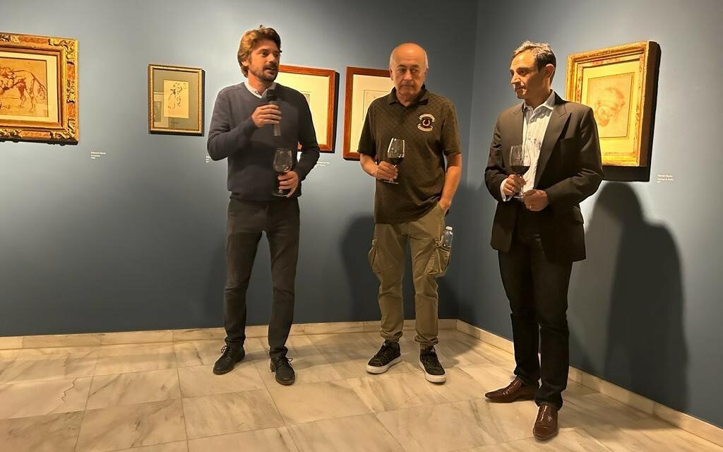 Bodegas Bleda patrocina la exposición ‘Obra sobre papel’ del murciano Avelino Marín