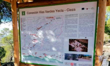 Turismo adecúa un nuevo itinerario en Jumilla que conecta las vías verdes del Chicharra de Yecla y de Cieza