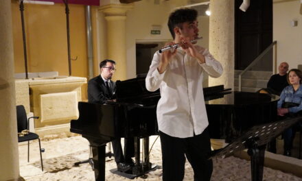 Javier Bas y Javier Ribas ofrecen un concierto ‘parisino’ en La Casa de la Música