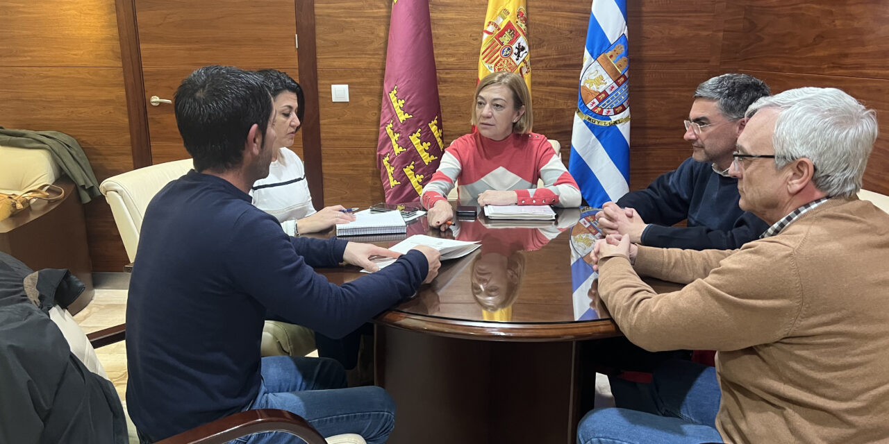 El Ayuntamiento aumenta la ayuda a la Junta Central para subvencionar a las hermandades