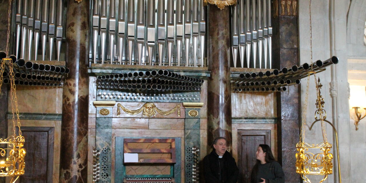 El órgano de Santiago ya está armonizado y se inaugurará de manera solemne en mayo