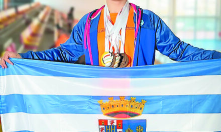 El nadador jumillano Juan Francisco Tomás es campeón de España Feddi en 50 mariposa