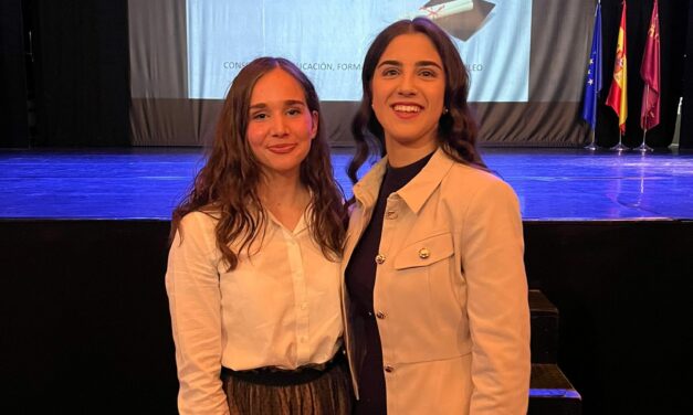 Elena López y Marta López, alumnas del IES Arzobispo son Premio Extraordinario de ESO