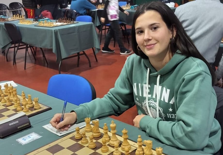 Elena Rodríguez estuvo en el Torneo Internacional de Ajedrez de La Roda