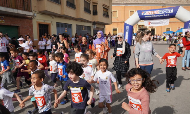 Más de 600 escolares corren en favor de Save The Children, Cáritas y los Pasitos de Nora