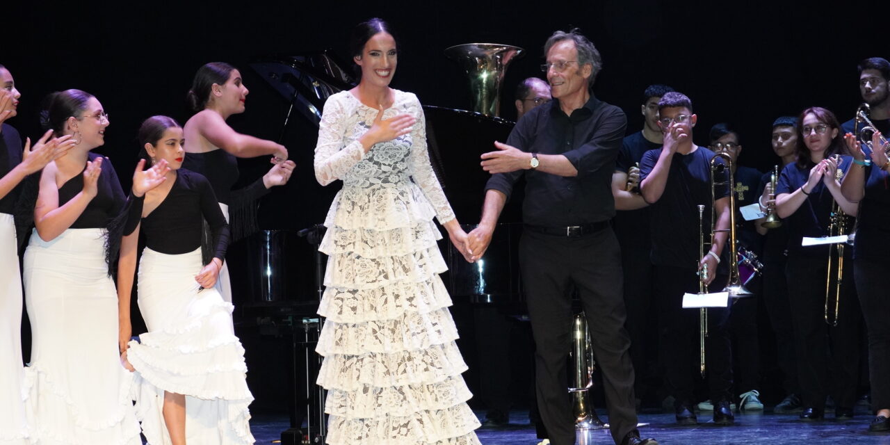 Conchi Marín abarrota el Vico en una gala con mucho alma