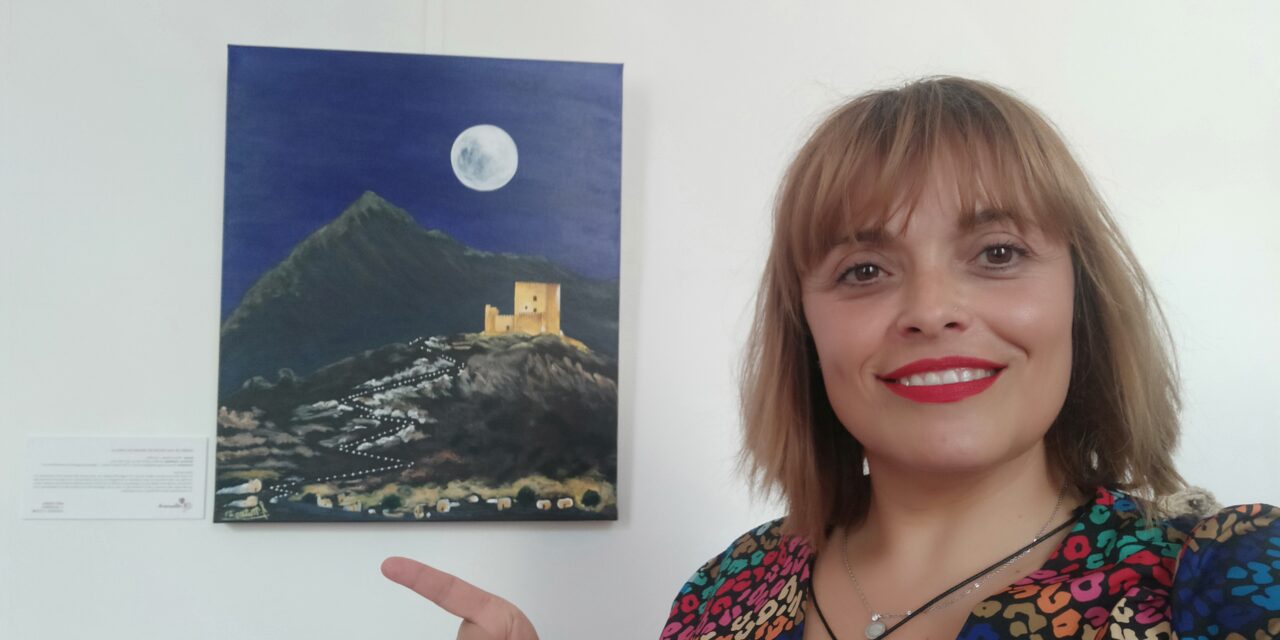 “Esencias de la Región de Murcia” cuelga en Mula un óleo de la artista Paqui Mateo