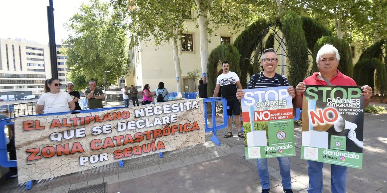 Los agricultores levantaron la acampada ante San Esteban, “por los compromisos adquiridos”