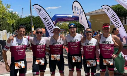 Seis triatletas de Jumilla participan el en VI Triatlón Ciudad de Yecla