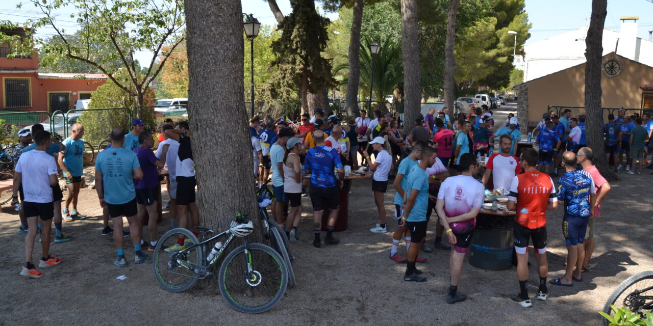 Nuevo éxito de participación en el VII Almuerzo Biker & Trail Fuente del Pino