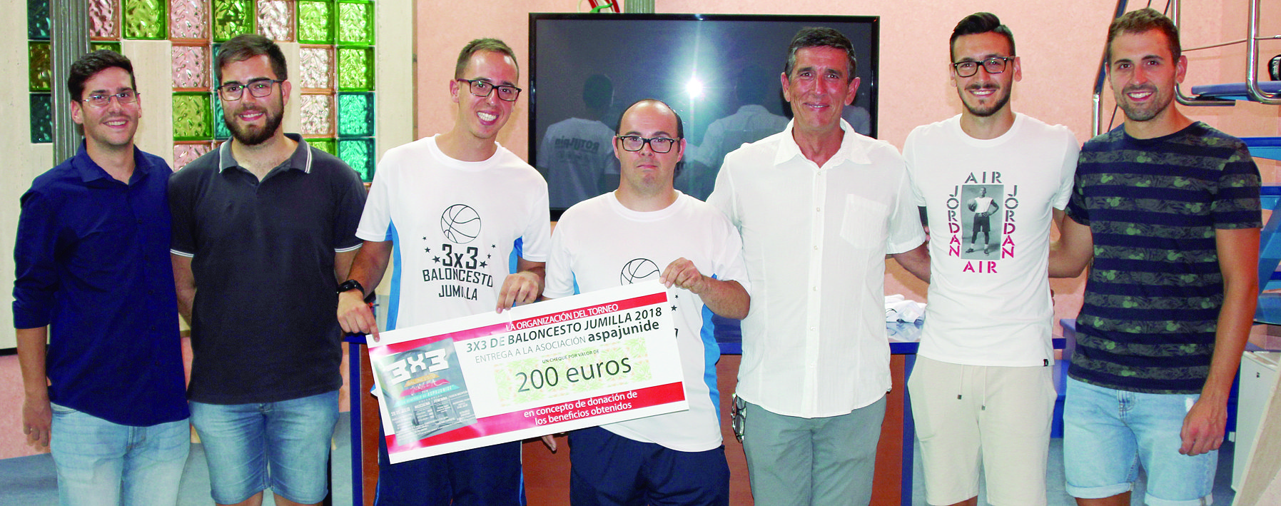 La organización del Torneo 3×3 dona 200 euros a Aspajunide