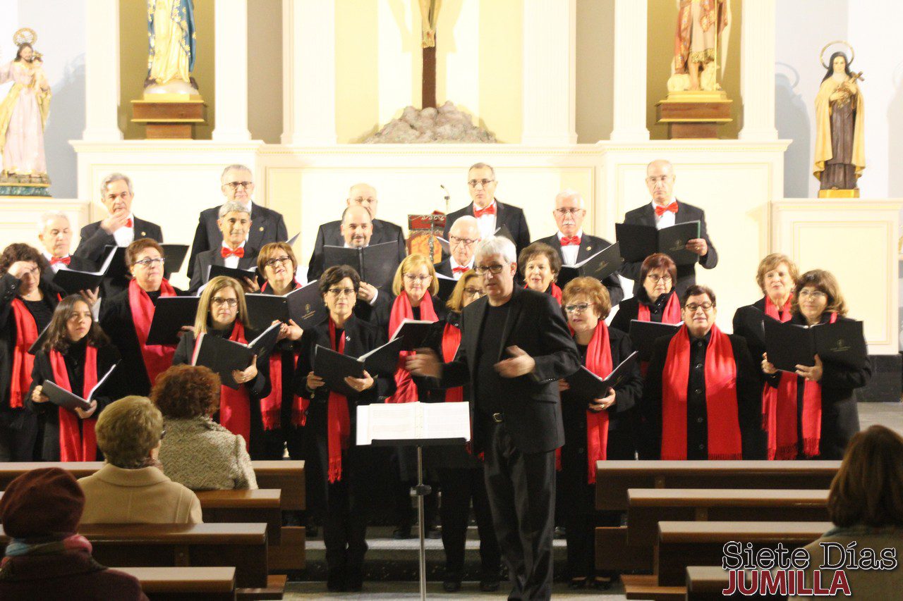 La parroquia de San Juan y su nuevo retablo acogieron la música de la Canticorum