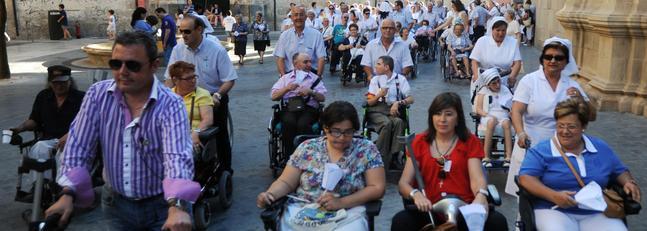Una treintena de personas de la delegación de Jumilla de la Hospitalidad de Lourdes han iniciado la 49 Peregrinación