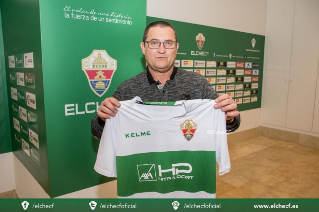 Juan Francisco Gea presenta su dimisión como técnico del Elche CF Sala