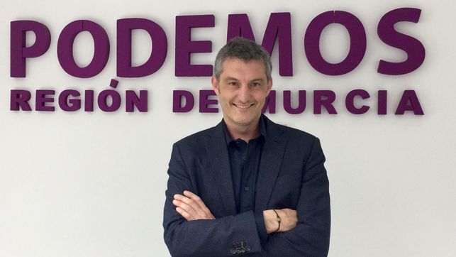 Oscar Urralburu secretario general de Podemos Murcia estará mañana en un acto de la formación morada en el Roque Baños