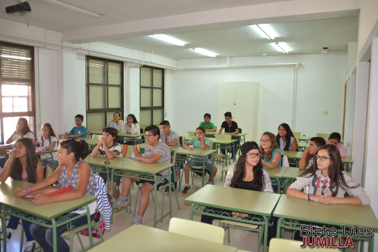 Cerca de 1.900 alumnos de Secundaria y Bachillerato comienzan hoy el curso