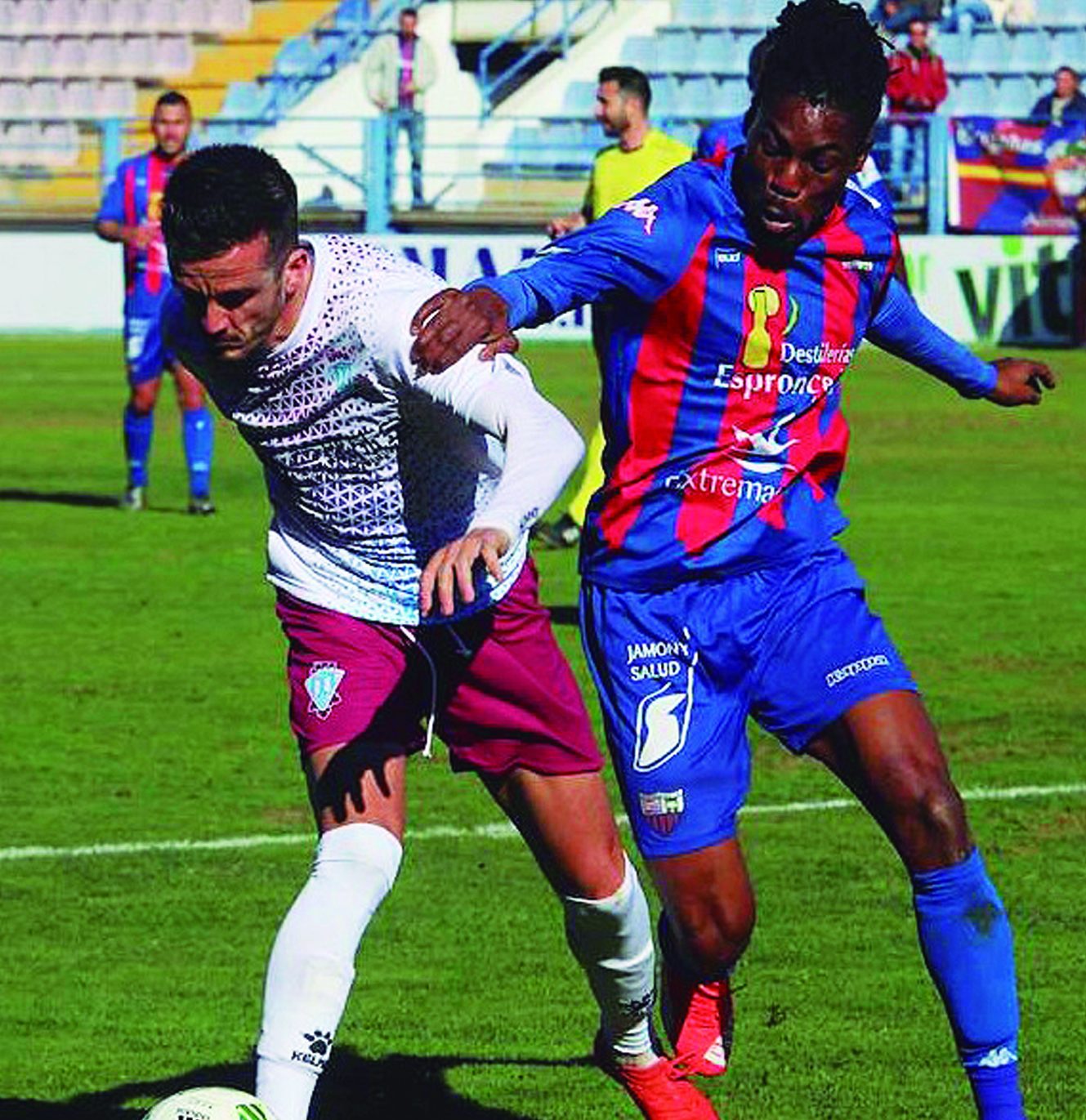 El FC Jumilla cae goleado ante el ‘nuevo’ Extremadura
