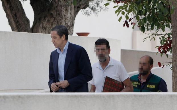 La jumillana Felisa López González ha sido detenida en la operación Erial junto a su marido Joaquín Barceló, como supuesta testaferro de Eduardo Zaplana