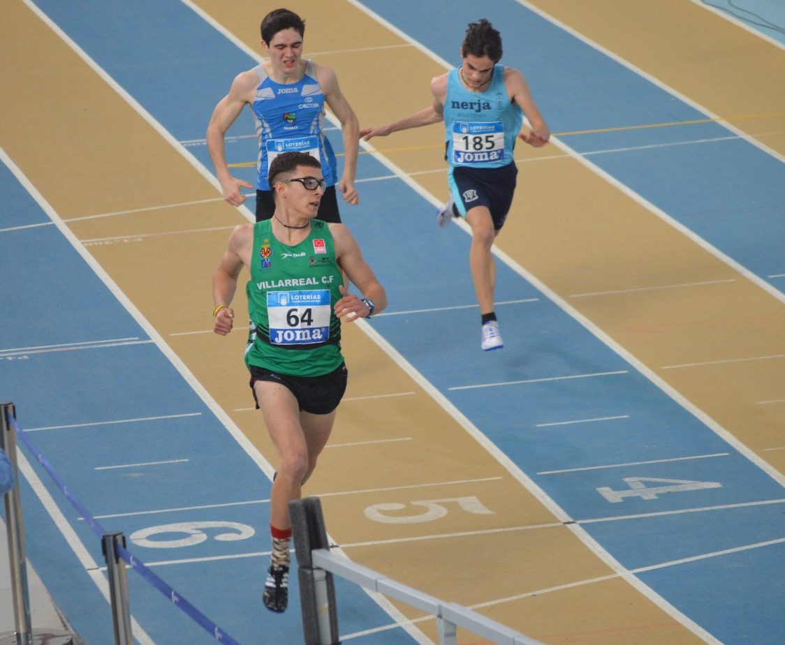 Plata de Juan González en los 200 metros lisos