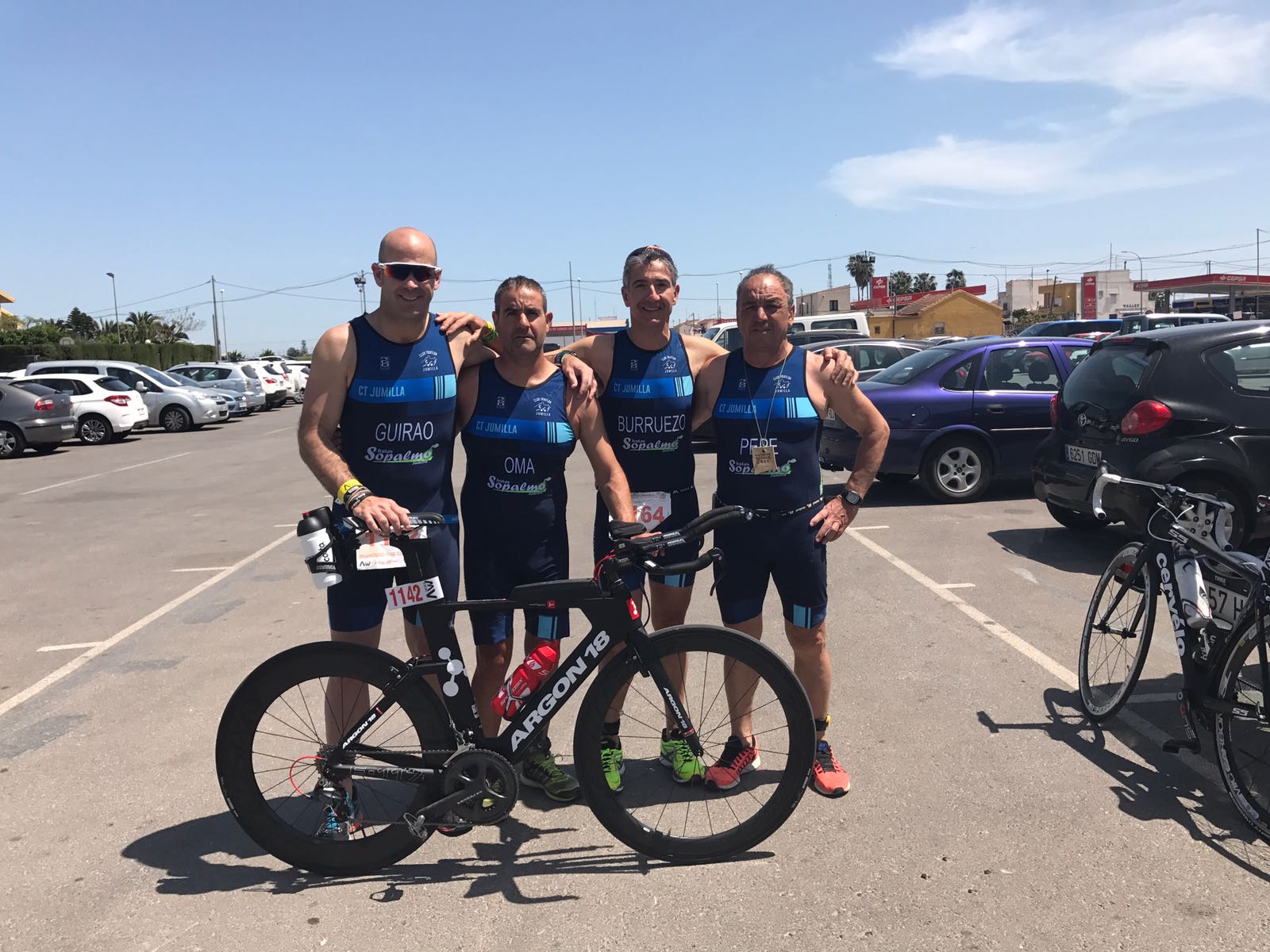 Cuatro miembros del Club Triatlón Jumilla hicieron el Orihuela 70