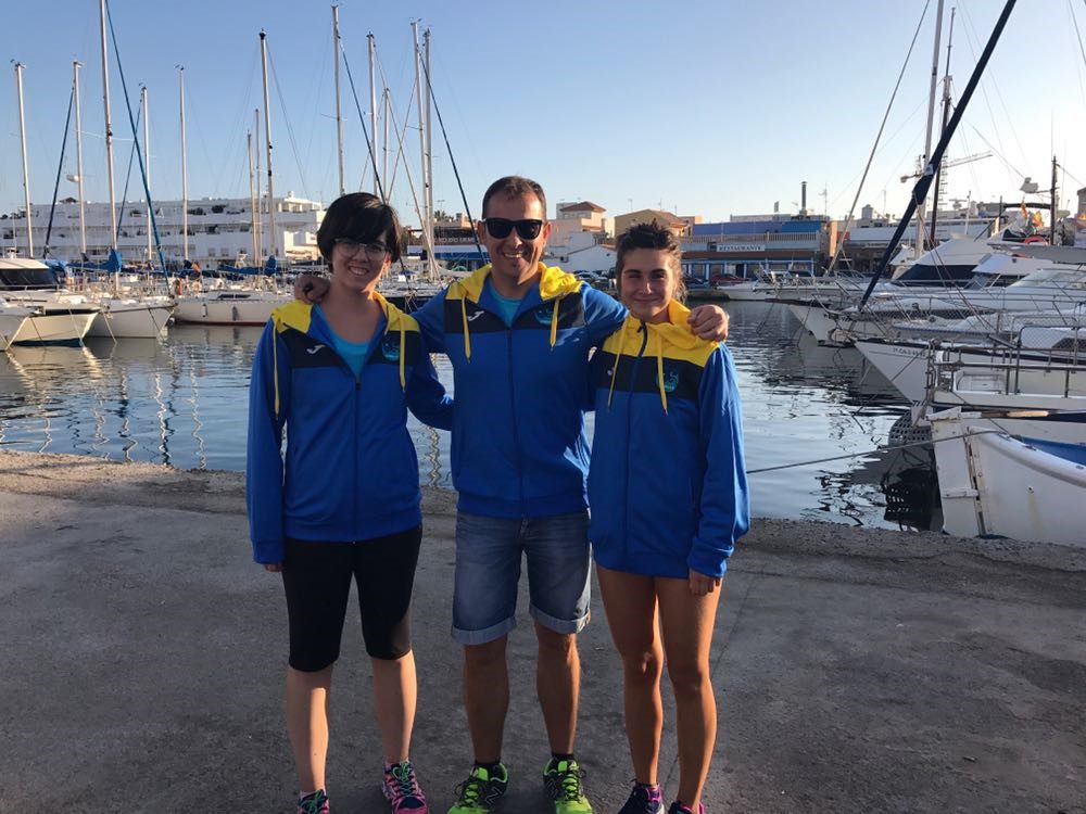 Elena Burruezo lideró al Club Natación Jumilla en la Travesía Timoncap